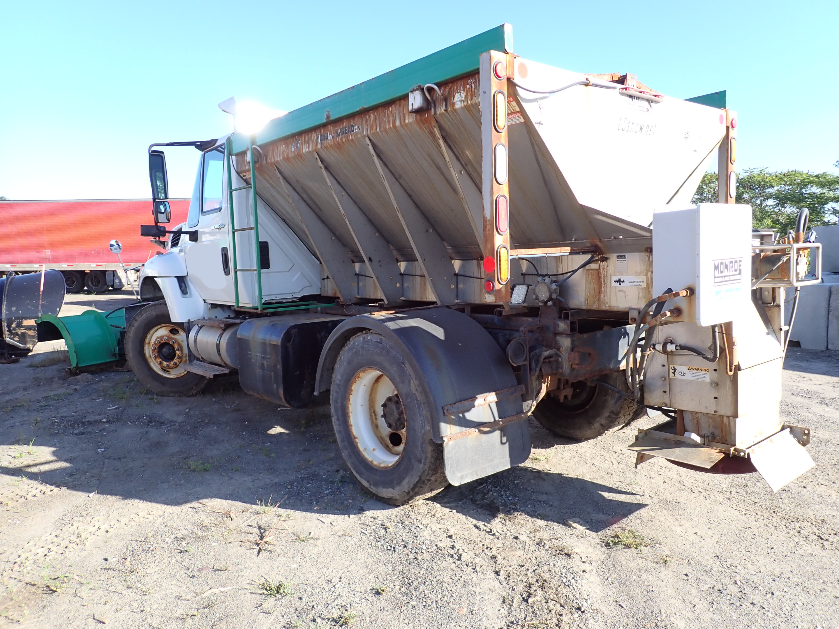 Camion charrue International 7000-110426KM-Année 2012-Stock #S1763A/6917 – Image 4