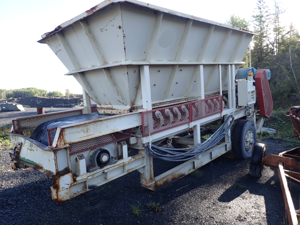 Benne feeder 20 tonnes à vitesse variable avec moteur électrique 600 volts