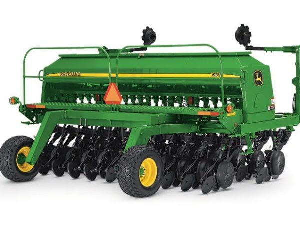 Recherche Semoir John Deere 1590 semi-direct 15 /20 pi