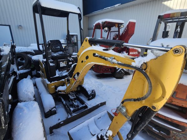 Mini excavatrice-Caterpillar-301.7-2016-1390h-Tag2308