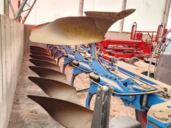 Charrue Lemken Diamant 10 7+1 dans planche ou dans raie - Stock#d7314a