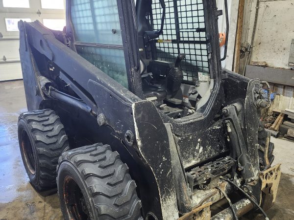 Chargeuse Compact-BobCat-S630-2017-2960h-Tag2307