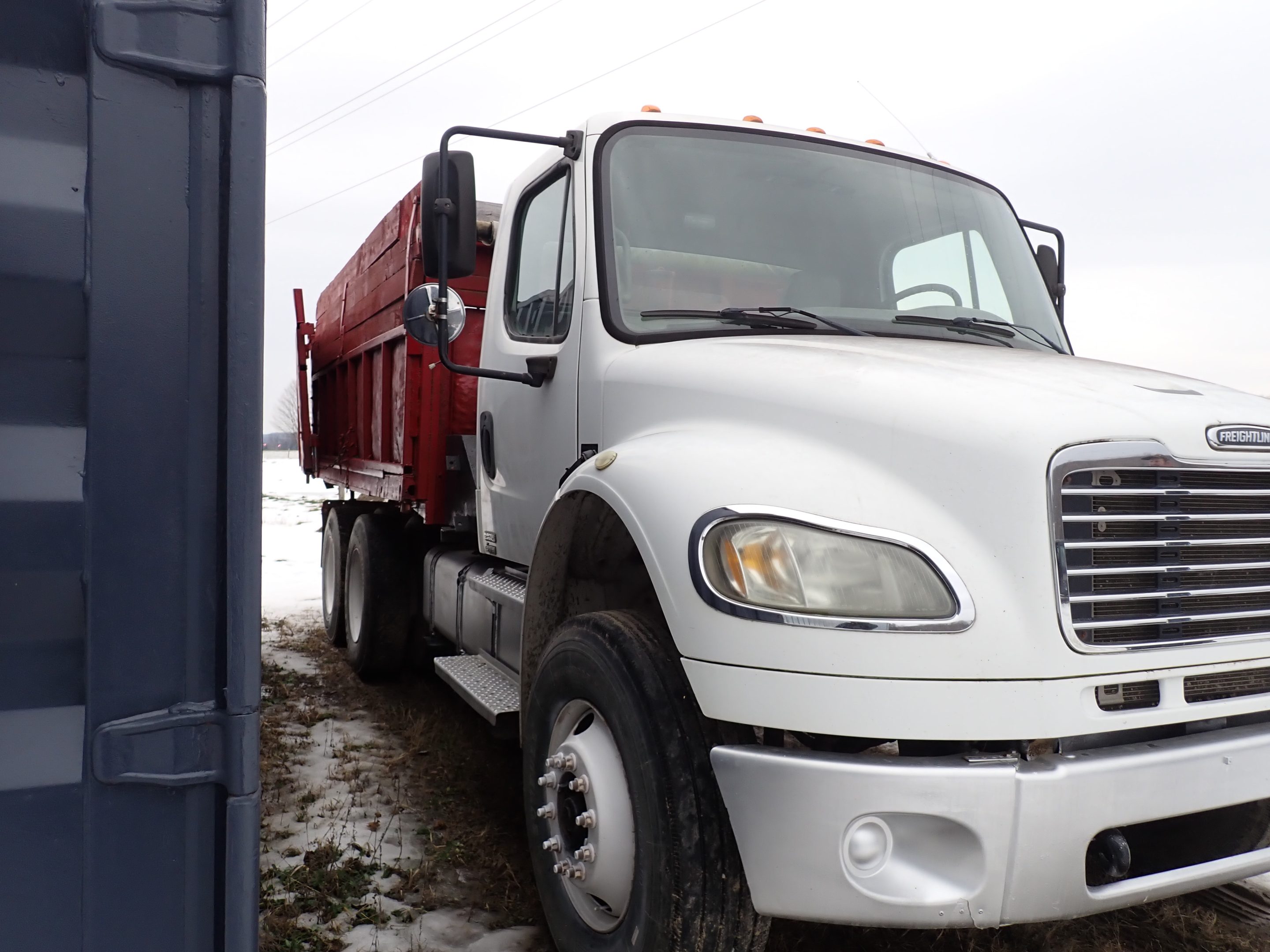 Camion dompeur Freightliner M2 avec roll-off-Année 2006-445581KM-Stock #S1867A/4891 – Image 2