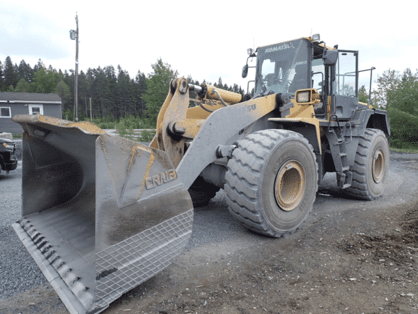 Loader Komatsu WA480 2009 avec godet