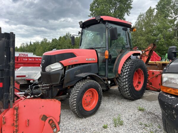 Tracteur Kubota L5740 Année:2013 2002 heures Stock#P1369/8187