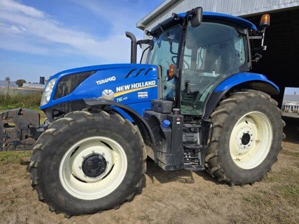 Tracteur New Holland T6.145 16x16 - Année:2022-755 hrs - Stock#d8475a