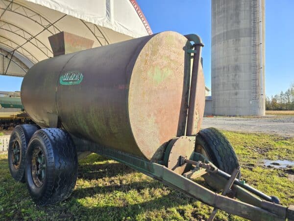 Réservoir à purin Sarazin 2000 gallon - Stock#d8585i