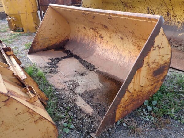 Godet pour pépine Case 96po X 36po