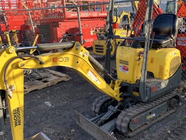 2023 Wacker Neuson 803 **Seulement 70 heures**