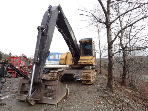 Tigercat 845B 2000 avec peigne forestier