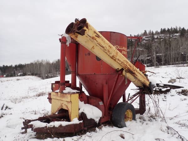 Moulange New Holland 355