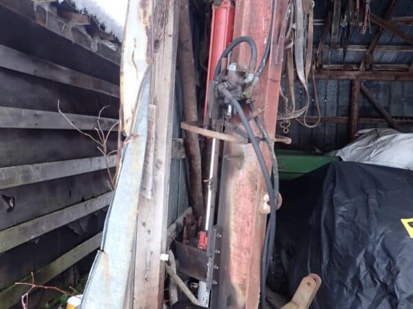 Fendeuse à bois hydraulique sur 3 points de tracteur
