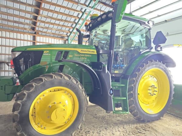 Tracteur John Deere 6R155 ivt 50km, machine sync, gps - Année:2023-160 hrs - Stock#d8988f