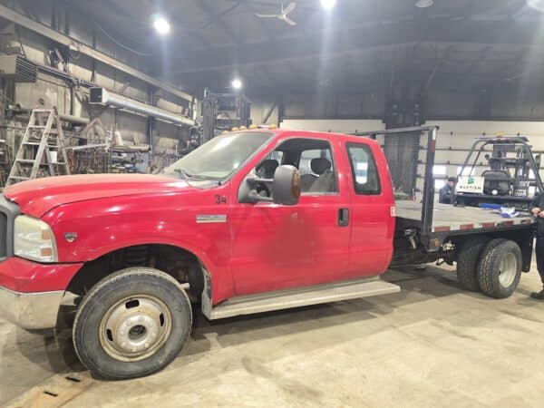 Camion Ford F-350 V10 avec plateforme de 10pi  - Stock#d9056c