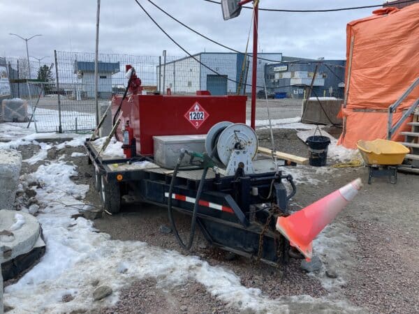Remorque avec réservoir à diesel avec reel 2 essieux