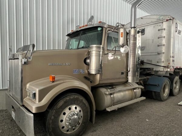 Camion day cab Western Star moteur D13, wet kit - Année:2008 - 931380 kilo - Stock#d9062a