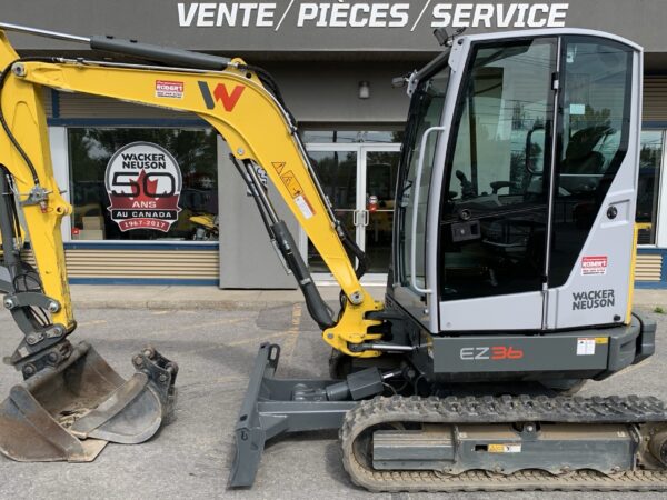 2023 Wacker Neuson EZ36 comme neuve! seulement 850 heures