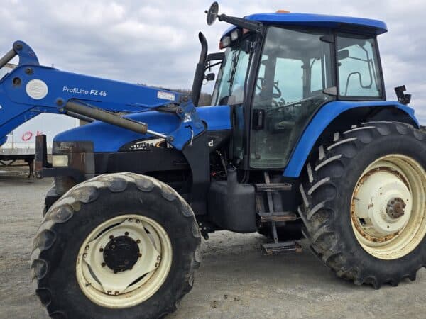 Tracteur New Holland TM 120 suspension avant ,loader-Année:2004-11900hrs-stock#d9260l