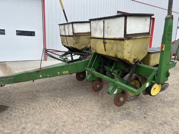 Planteur John Deere 7000 4 rangs - Stock#d8672j