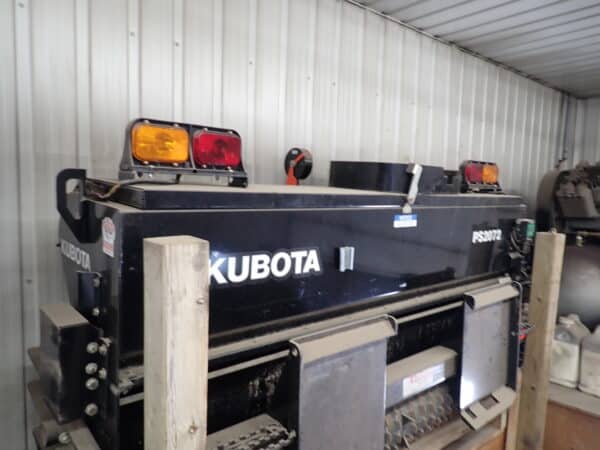 Semoir Kubota PS2072 avec attache skid steer à l'état neuf Stock #S2239A/8572
