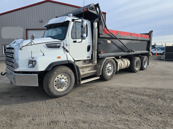 Camion dompeur 12 roues Freightliner 114SD 2020