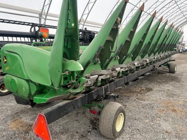 Nez à Maïs John Deere 612C 12 rang chopper - Année:2009 - Stock#d9557c