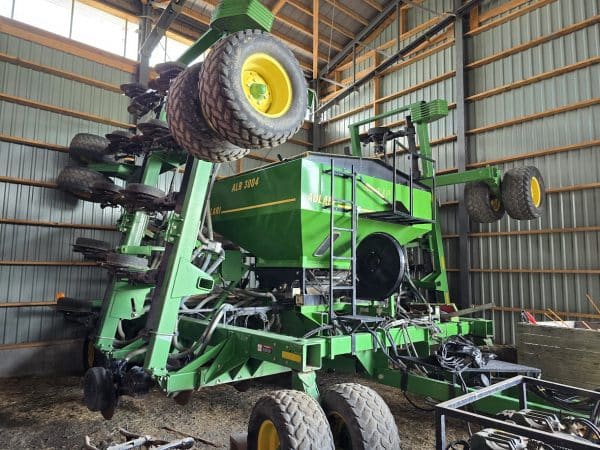 Semoir John Deere 1860 40 pi rang jumeaux 7.5po ou 15 po, boite central Aulari pour le semi balance - Stock#d6522k