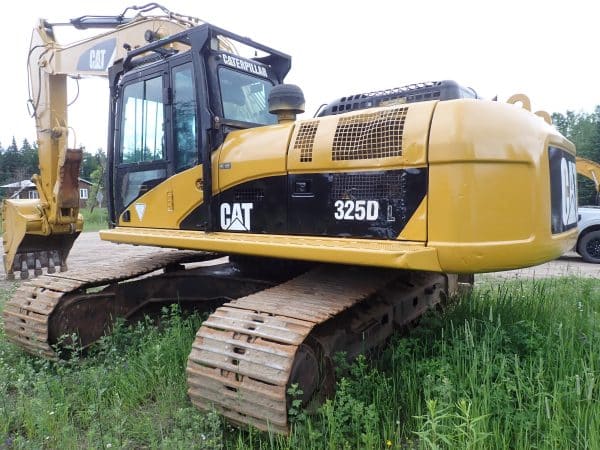 Excavatrice Caterpillar 325DL 2007 monté forestière