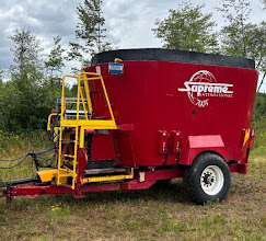 Mélangeur 700 T Supreme, balance, rehausse 10 po, convoyeur 8 pi - Année:2018  - Stock#d9936a