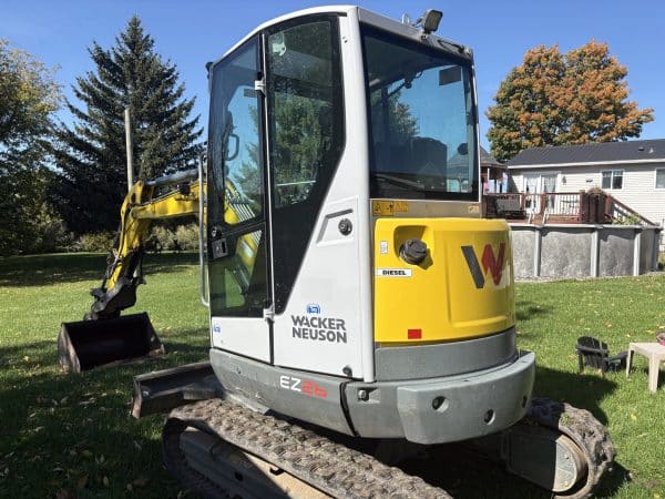 Excavatrice Wacker Neuson EZ-26 quick attache 2 godets pouce-560 heures-Année:2024-état presque neuf-Stock#E1265A/10086