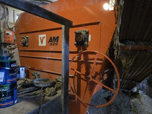 Mélangeur Valmétal V AM 325  4 vis , 2 moteur 7.5hp 240 volt 1 ans utilisation-Stock#d10343m