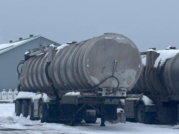 Remorque citerne 11200 gallons 4 essieux avec tuyaux de transfert - Année:2014 inspecté - Stock#d10478a