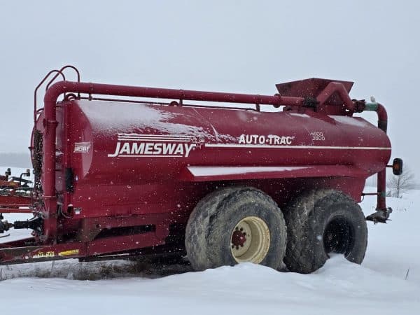 Réservoir Jamesway 3800 gallons  conduite - Année:2016 - Stock#d10299d