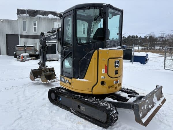 Excavatrice John Deere 30p-quick attache manuel-2 godets-pouce hydraulique-Année:2024-560heures-Stock#E1335A/10567