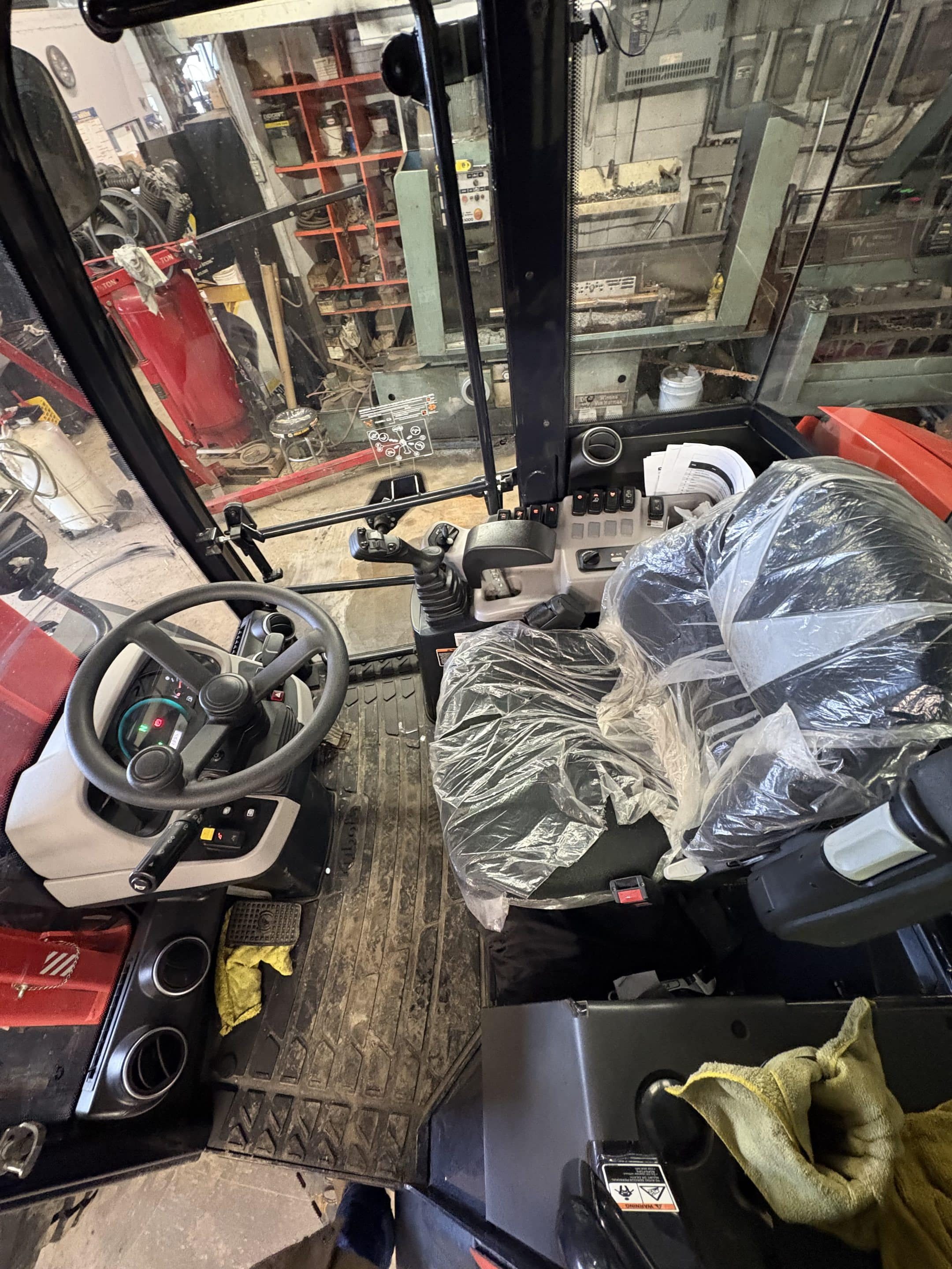 Kubota R540 wheel loader, quick attach, 18 in tires - Year: 2022 - 1,150 hours - Stock #E1242D/9083 - Image 7