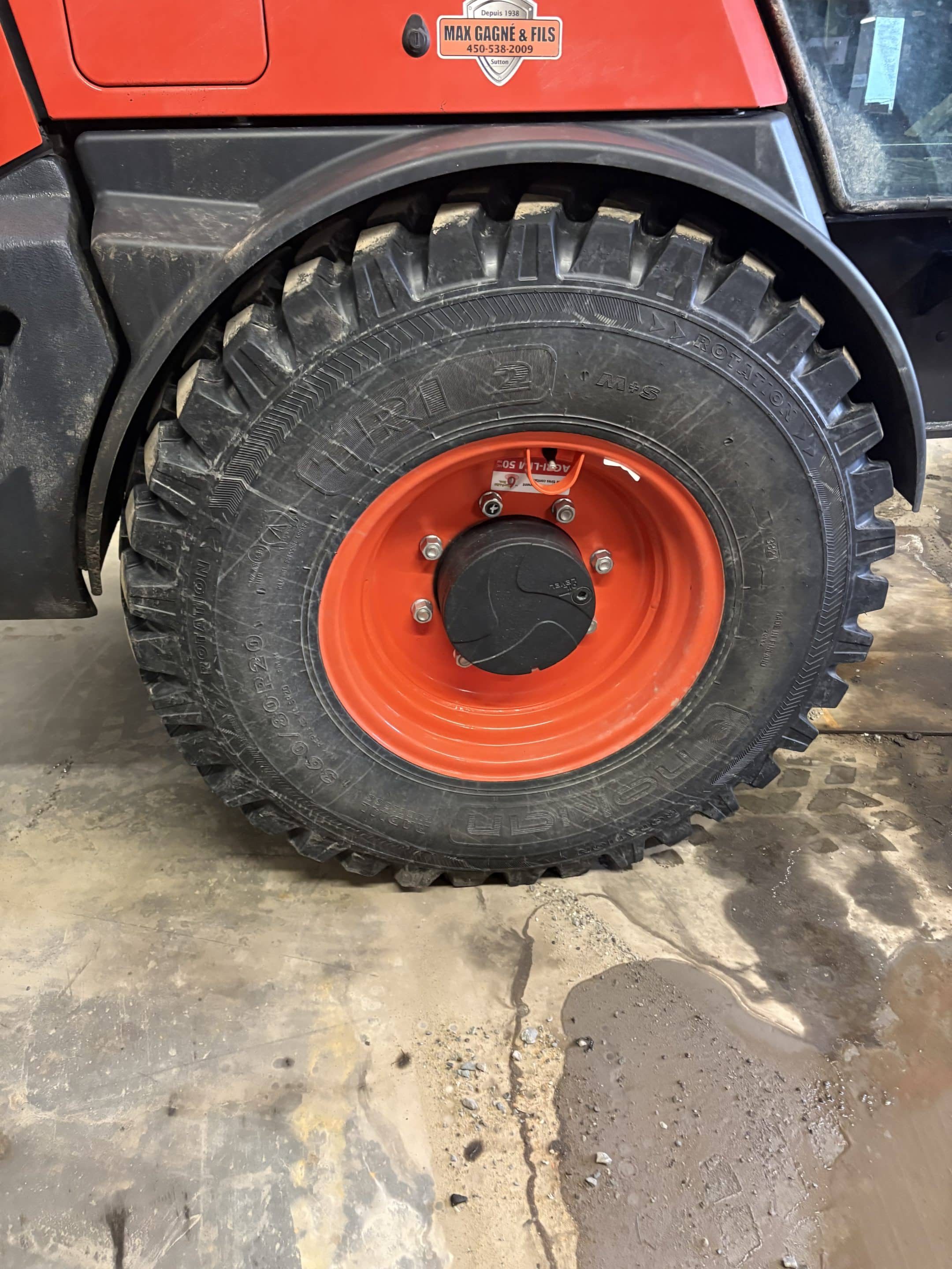 Kubota R540 wheel loader, quick attach, 18 in tires - Year: 2022 - 1,150 hours - Stock #E1242D/9083 - Image 8