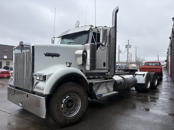 Camion 10 roue day cab Kenworth W900B Transmission 18 vitesses--Année:2019-854.000km-Stock#E1332A/8646