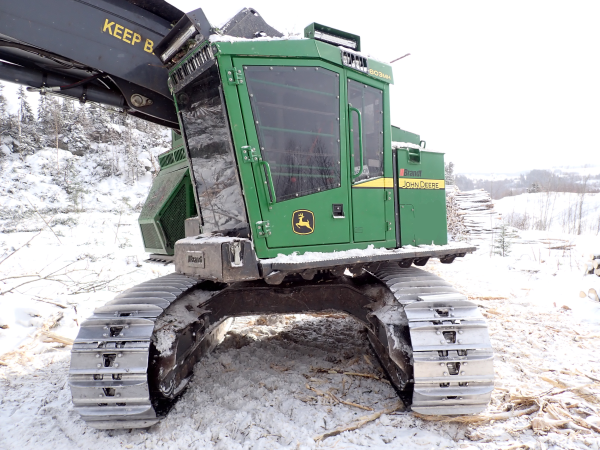 Bûcheuse John Deere 803MH 2021