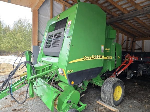 Presse à balle ronde John Deere 582 maxi cut special silage - Stock#d10758a