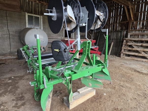 Butteuse Dérouleuse 2570  avec ro-track , 2 systèmes goutte à goutte État 9.5/10 - Stock#d10758f