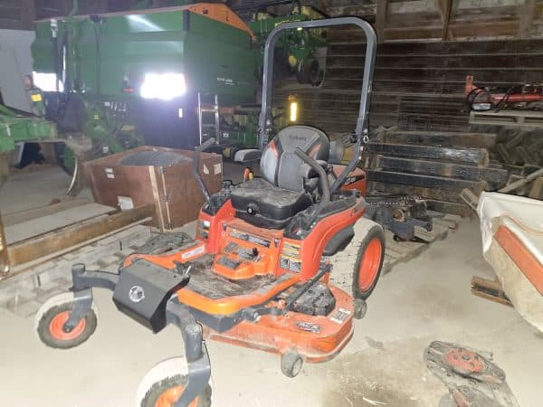 Tracteur Zéro turn KUBOTA ZD 1011 diesel 54 po de coupe -Année:2022- 213 hrs - Stock#d9756e