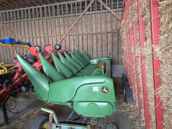 Nez à Maïs John Deere Chopper 608c 8 rangs - Année:2008 - Stock#d10792e