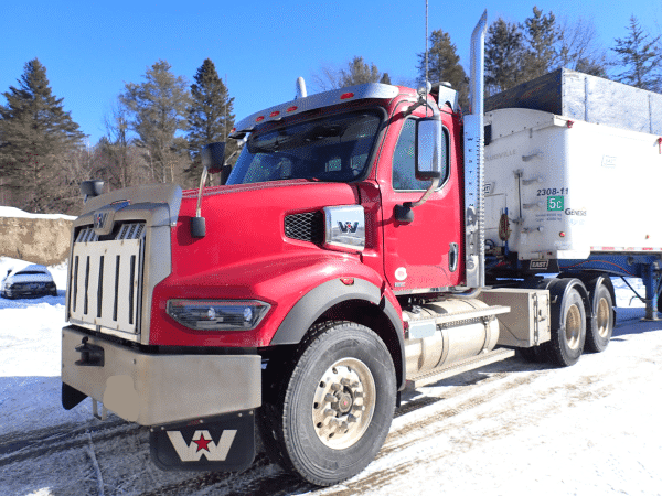 Camion day cab Western Star 49X 2025 avec boîte à gravelle démontable