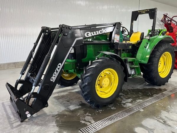 John Deere 6120L tractor with loader, PowerQuad - Year: 2002 - 4,380 hours - Stock# d10829a