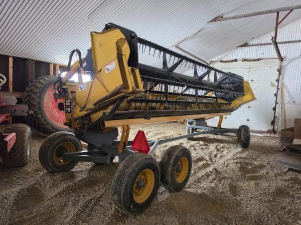 Table à grain Cat F20 pi, possibilité de wagon - Stock#d10920d