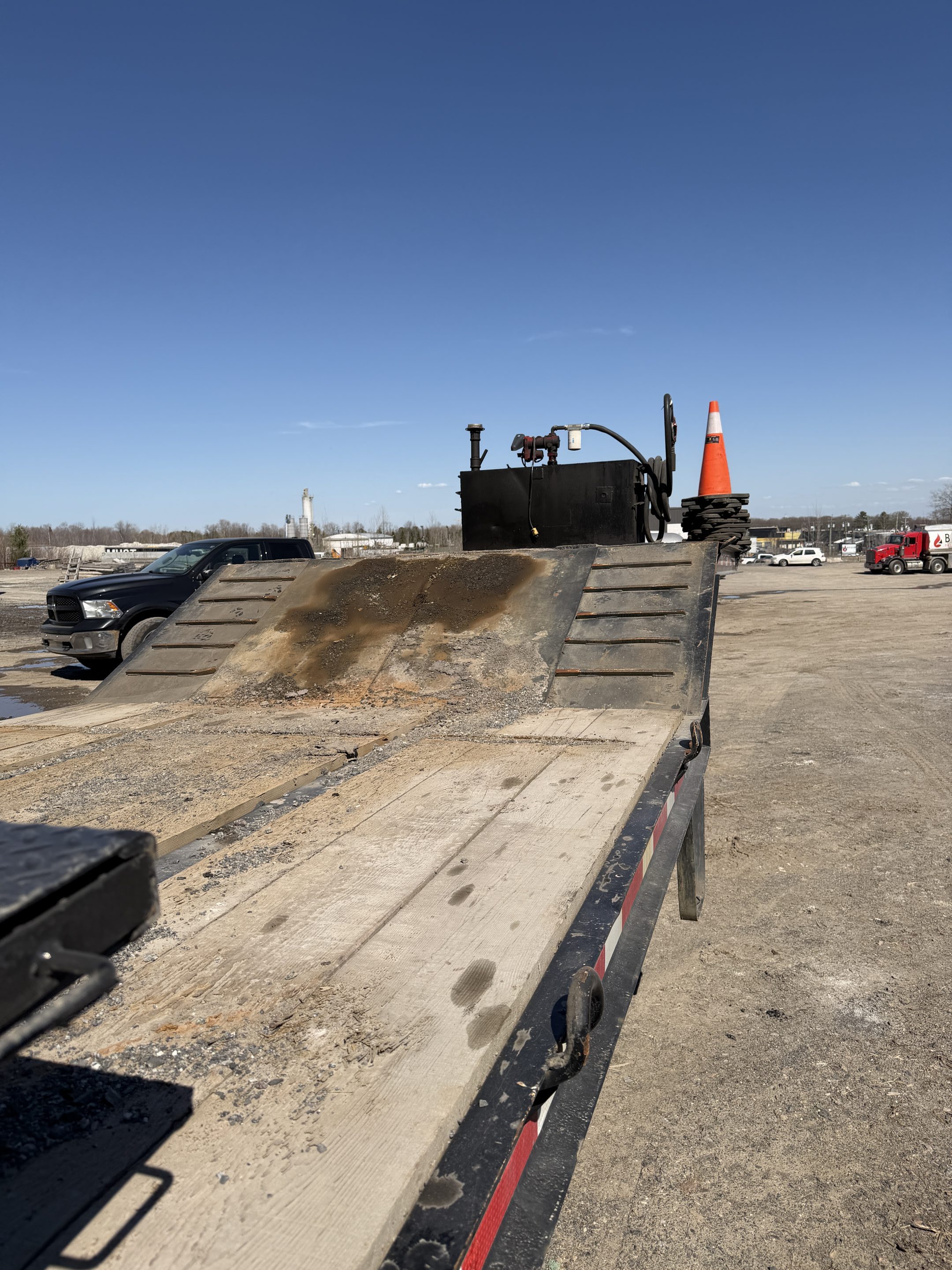 25-ton 2-axle Kaufman trailer Year: 2009 -Stock #P1516/10986b - Image 7