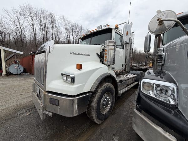 Camion 10 roues daycab Westernstar 4900sb avec wetkit double 326000km-Année:2020-Stock#E1370H/10852