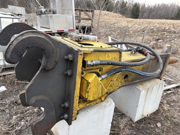 Marteau Hydraulique Atlas Copco HB2000 pour pelle de 20T avec attache RF-Année:2014-Stock#E1370A/10852