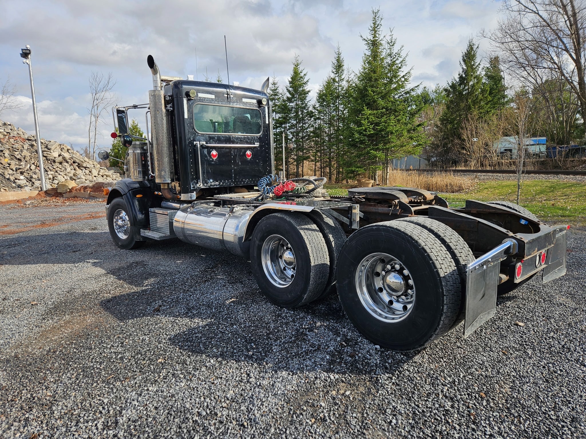 Camion 10 roues Daycab Peterbilt 367 moteur cummins 18 vitesses wetkit-530.000km-Année:2012-Stock#E1165H/9124 – Image 7