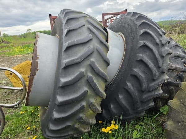 Set de roue double T-Rail 18.4r38 - Stock#d11122k